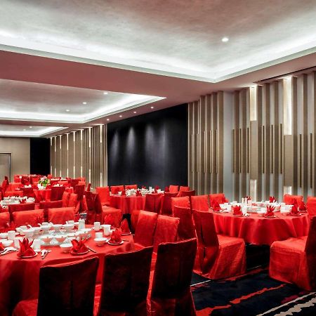 Hotel Pullman Miri Waterfront Exterior foto The ballroom