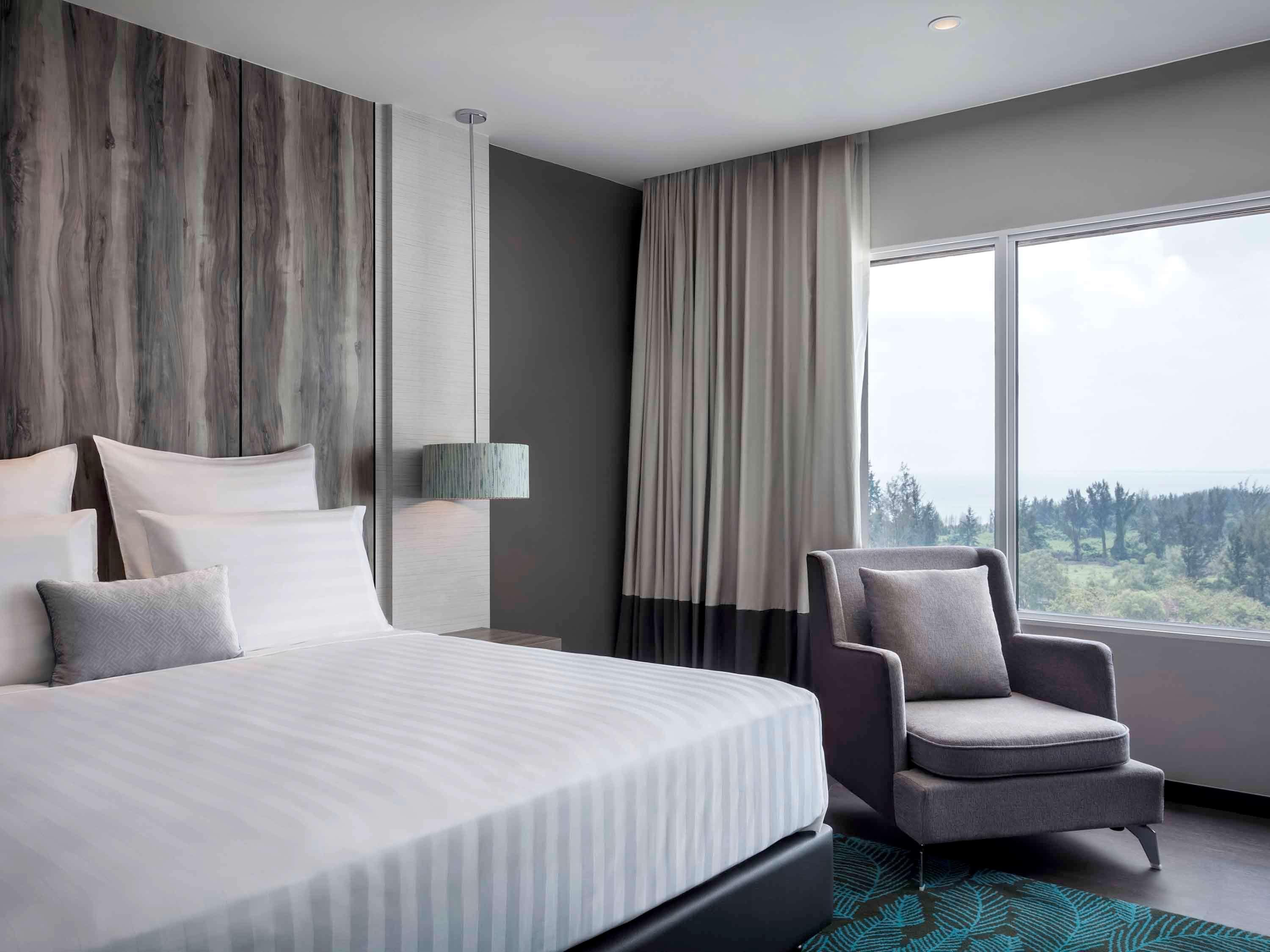 Hotel Pullman Miri Waterfront Exterior foto Deluxe Room