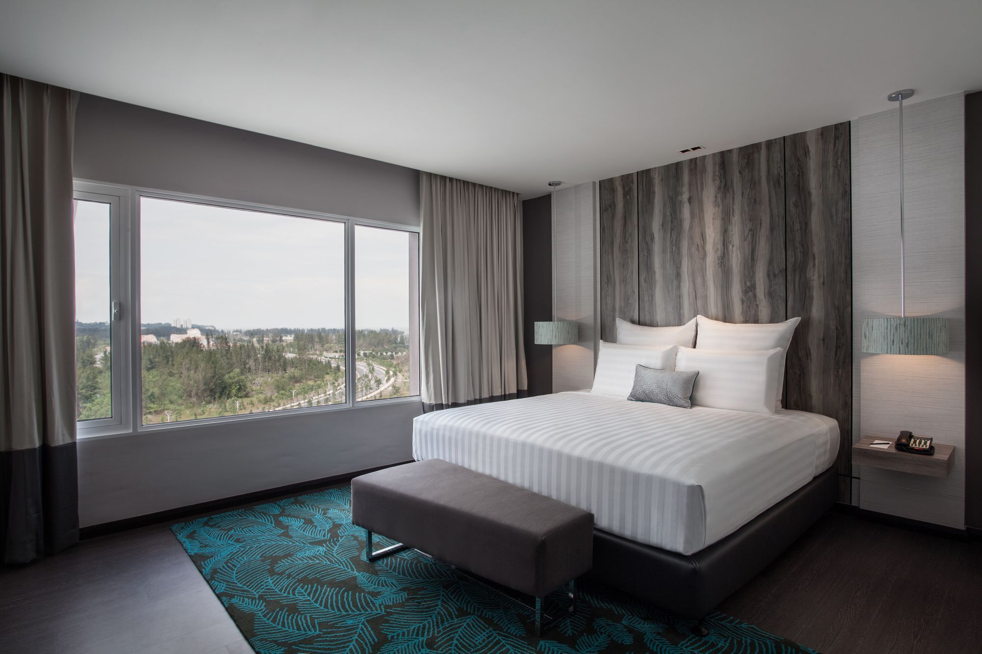 Hotel Pullman Miri Waterfront Exterior foto Executive Suite bedroom