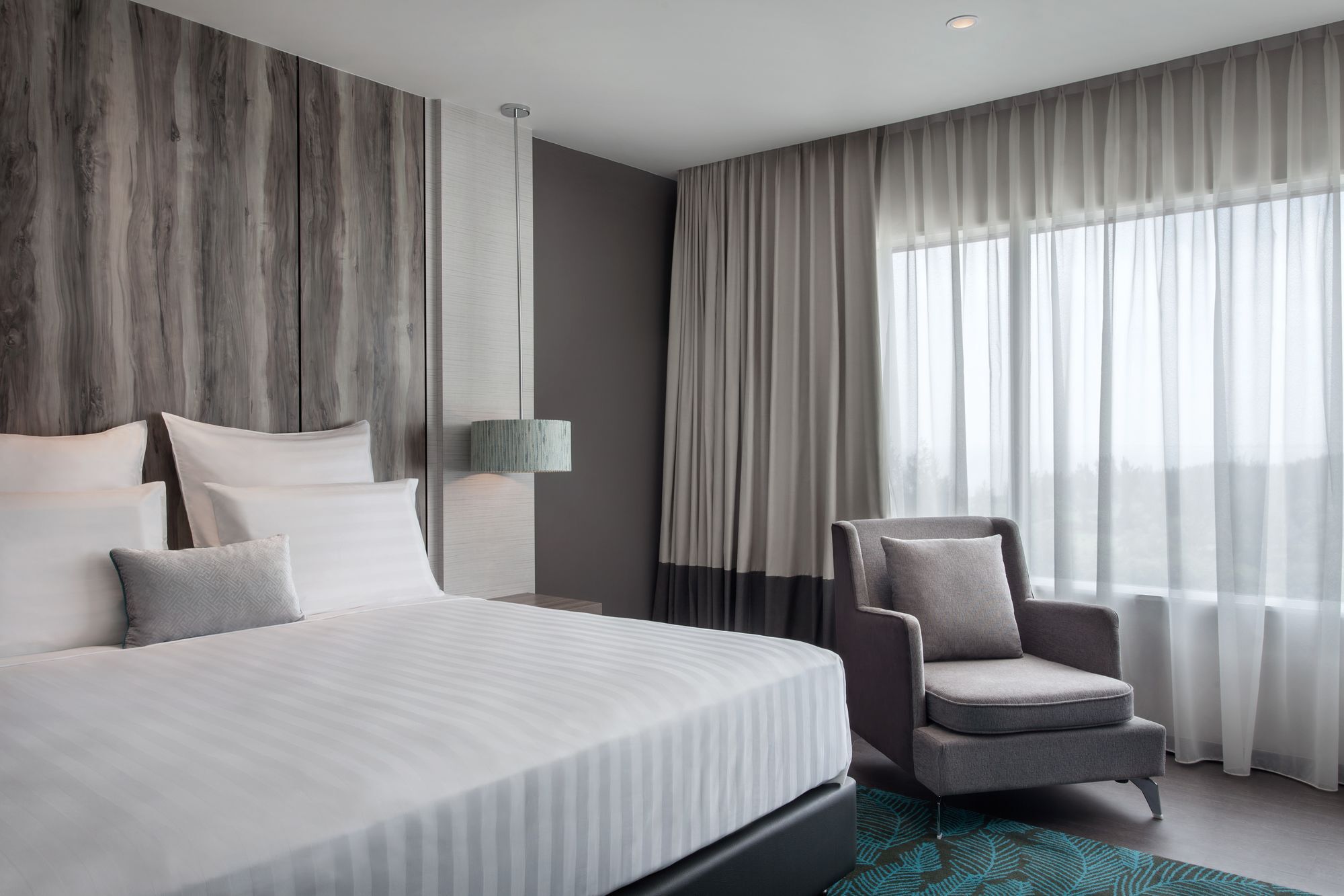Hotel Pullman Miri Waterfront Exterior foto Deluxe Room